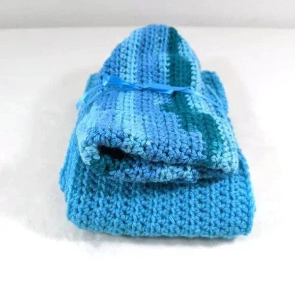 Hand Knitted Winter Scarf and Hat Set Teal - Picture 2 of 3